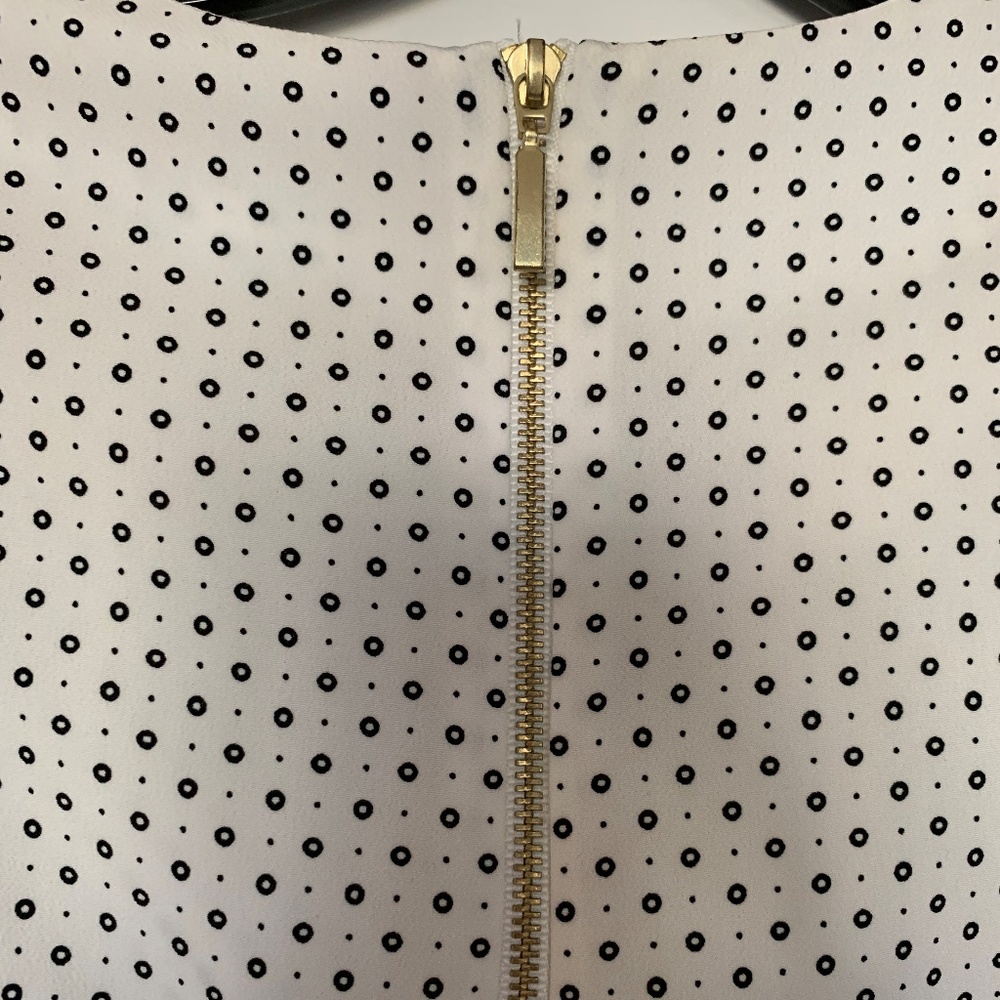 Express Patterned Top - Picture 4 of 5
